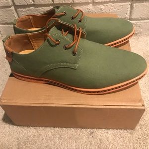 Men’s dress shoes size 12